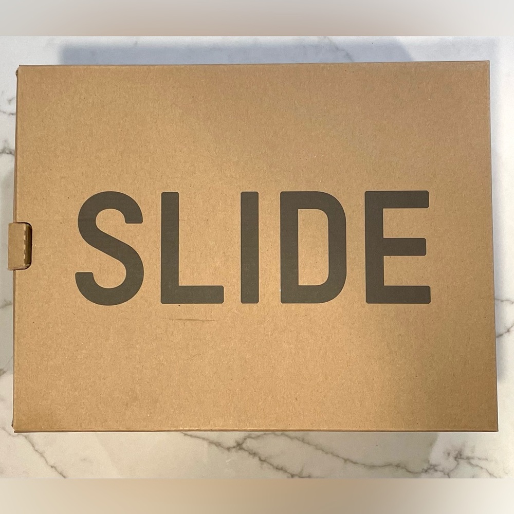 ADIDAS YEEZY SLIDE. Dark onyx. Brand new! Authentic & perfect. Never worn.